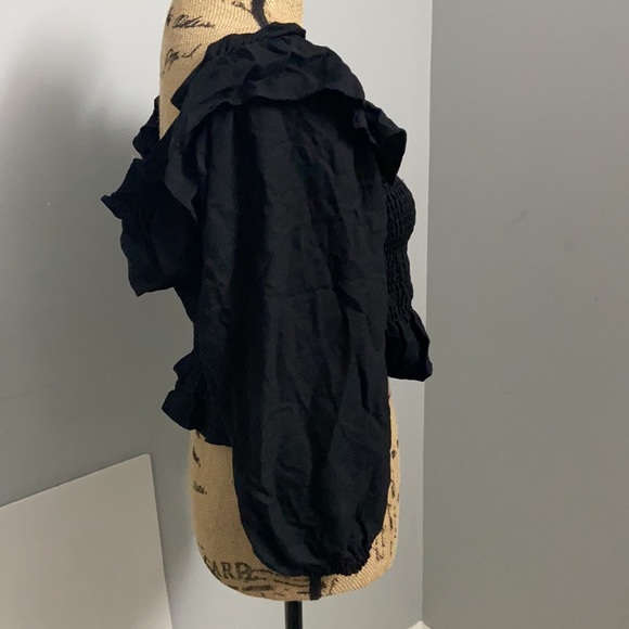 Zara bloggers fave smocked black top - Picture 12 of 16